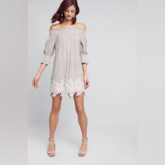 Caara Off-Shoulder Linen Dress with White Lace Appliqué Trim Pale Pink Size S - Picture 1 of 12